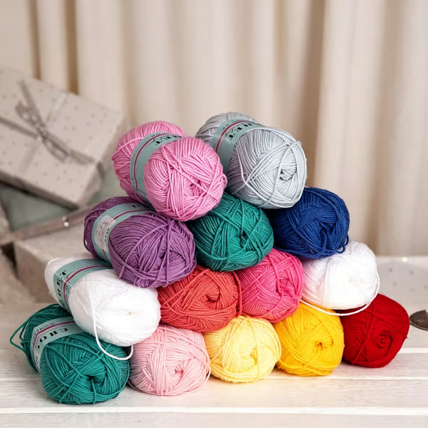 �� 25 Days of Crochet Magic – Advent Calendar 2026 with Yarn, Tools & Creative Surprises (�Same as in the video)